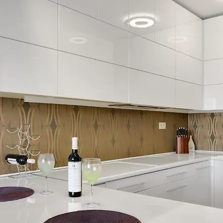 Panorama - Sunset And Castle View, 22nd Floor, Garage, Ac Apartamento