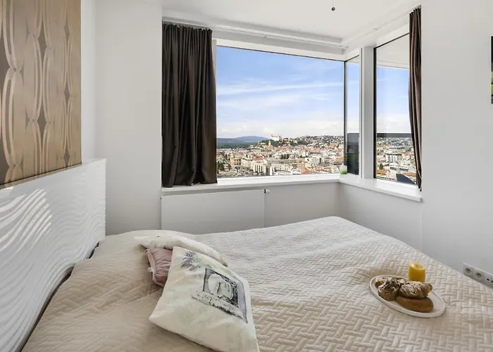 Apartment Panorama - Sunset And Castle View, 22nd Floor, Garage, Ac *