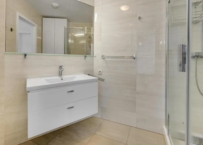 Panorama - Sunset And Castle View, 22nd Floor, Garage, Ac * Pressburg