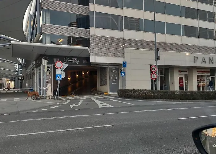 Panorama - Sunset And Castle View, 22nd Floor, Garage, Ac Pozsony